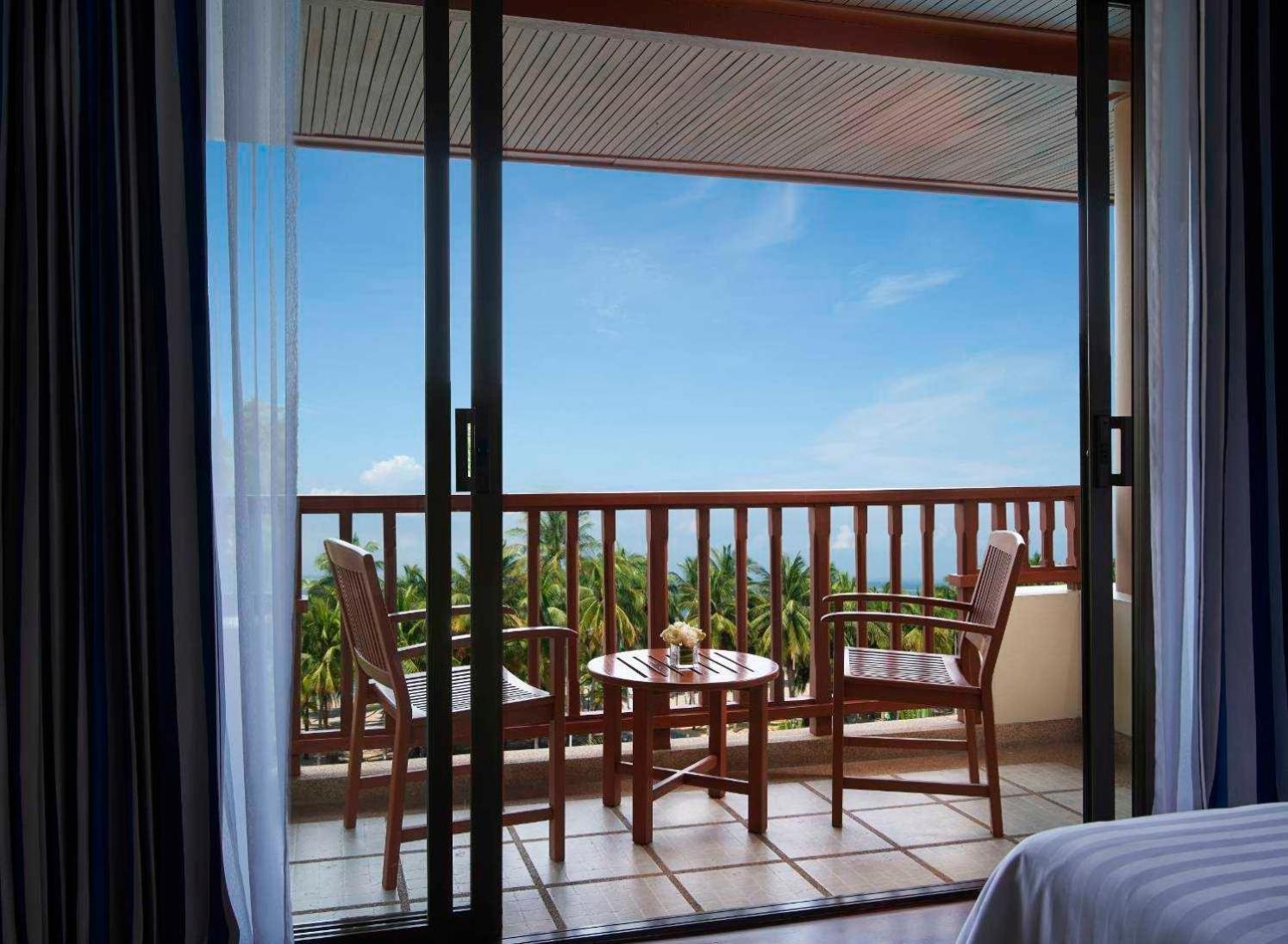 The Tide Resort Bangsaen Exterior foto