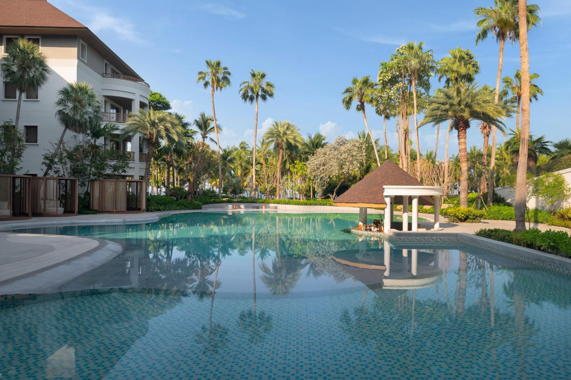 The Tide Resort Bangsaen Exterior foto